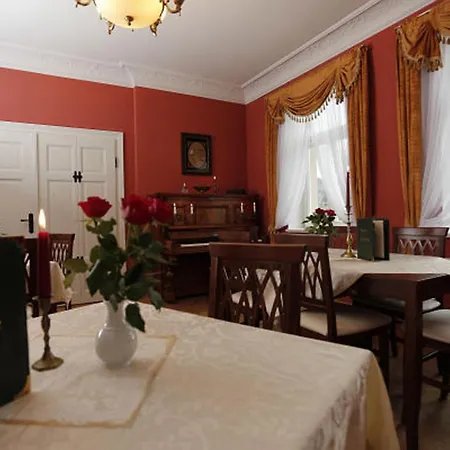 ゲストハウス Hierschel