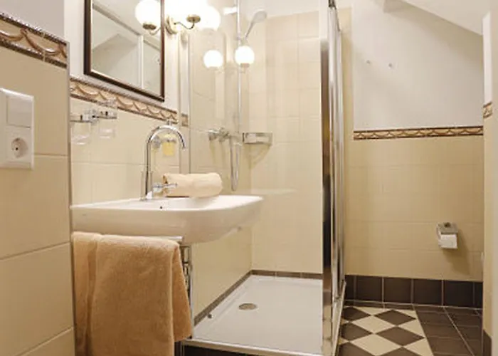 ゲストハウス Hierschel